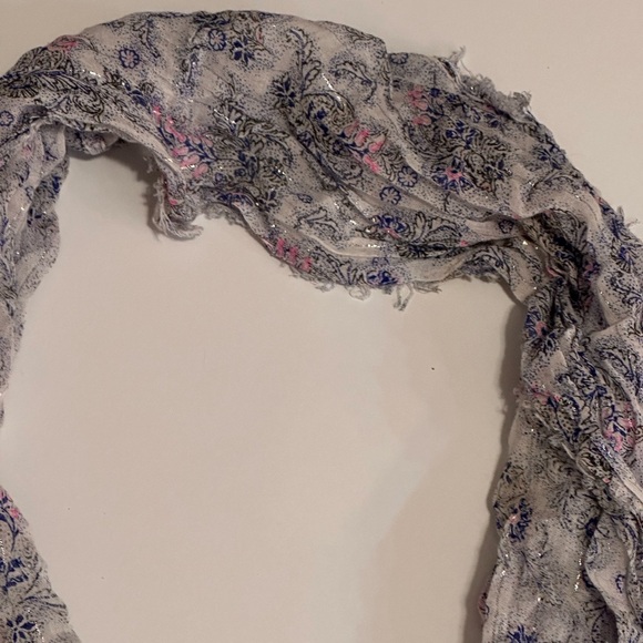 American Eagle Blue, Pink, White, & Silver Metallic Infinity Scarf - Picture 3 of 5